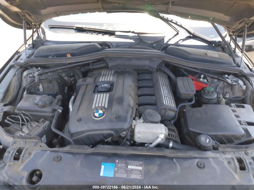 2008 BMW 528Xi VIN: WBANV135X8CZ52161 Lot: 39722166