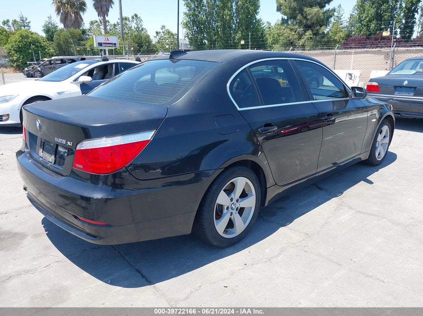 2008 BMW 528Xi VIN: WBANV135X8CZ52161 Lot: 39722166