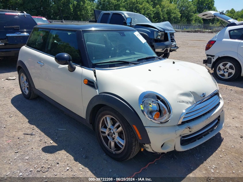 2013 Mini Hardtop Cooper VIN: WMWSU3C57DT689171 Lot: 39722208