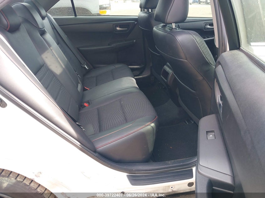 2015 Toyota Camry Le/Xle/Se/Xse VIN: 4T1BF1FK5FU484248 Lot: 39722407