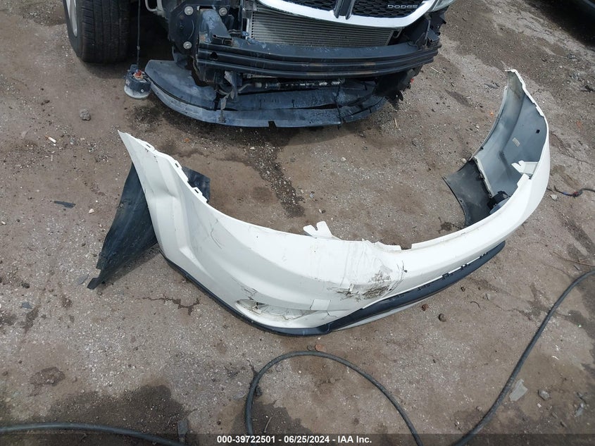 2012 Dodge Journey Sxt VIN: 3C4PDCBGXCT180688 Lot: 39722501