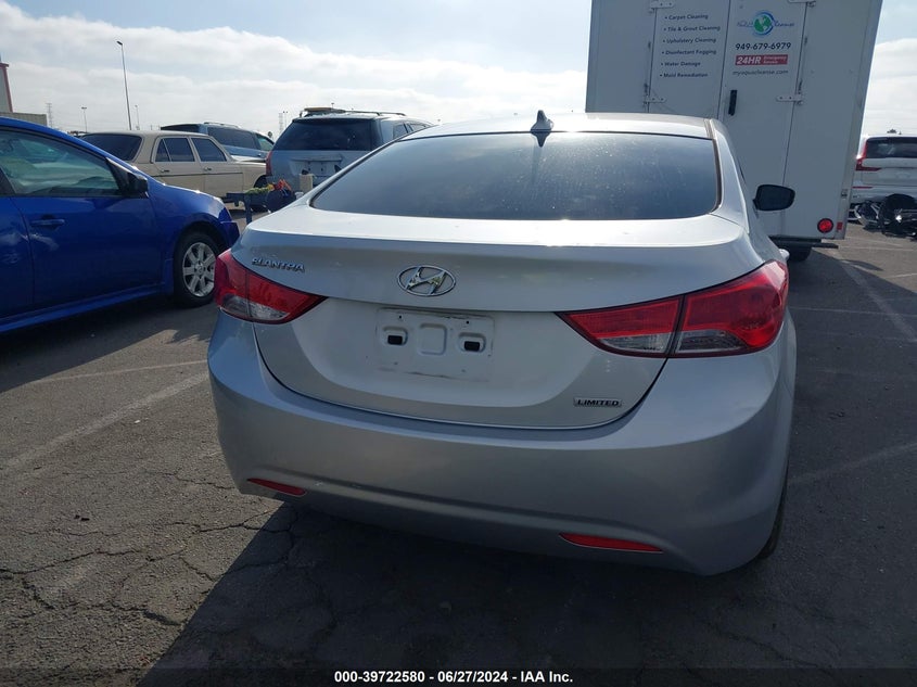 2013 Hyundai Elantra Limited VIN: 5NPDH4AE5DH393305 Lot: 39722580