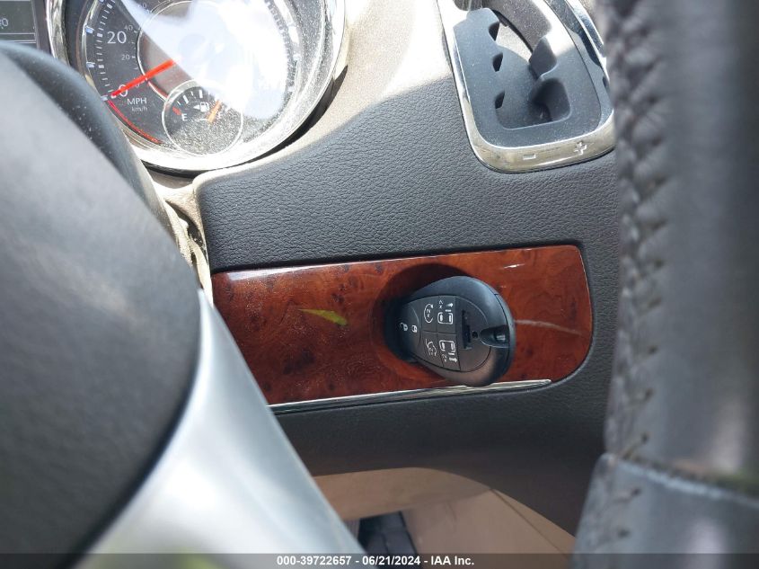 2015 Chrysler Town & Country Touring VIN: 2C4RC1BG7FR628988 Lot: 39722657