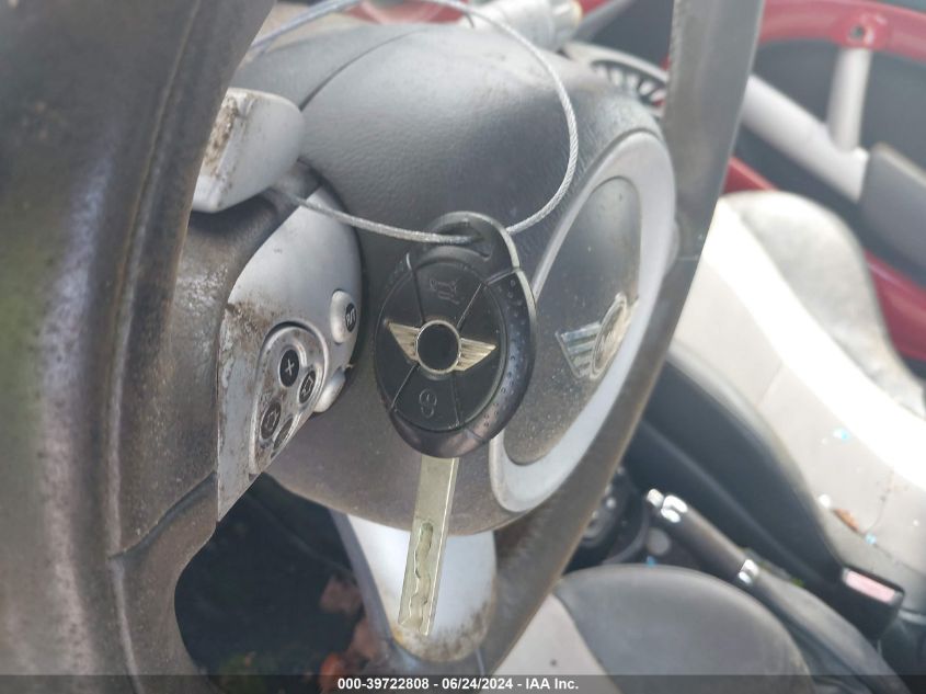 2005 Mini Cooper S VIN: WMWRH33435TK55020 Lot: 39722808