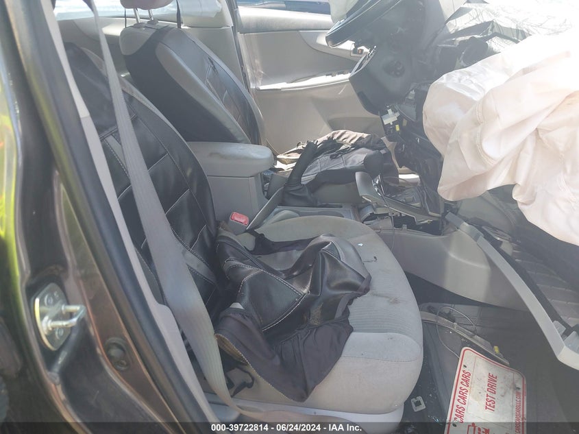 2013 TOYOTA COROLLA S/LE - 5YFBU4EE2DP090823