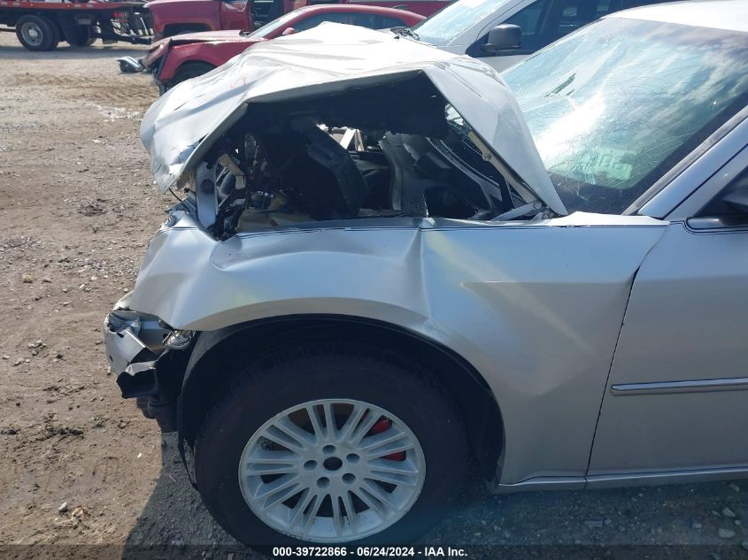 2010 Chrysler 300 Touring/Signature Series/Executive Series VIN: 2C3CA5CV1AH167032 Lot: 39722866