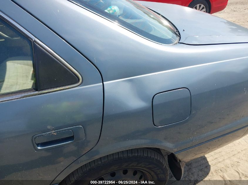 2000 Toyota Camry Le VIN: JT2BG22K0Y0435796 Lot: 39722954