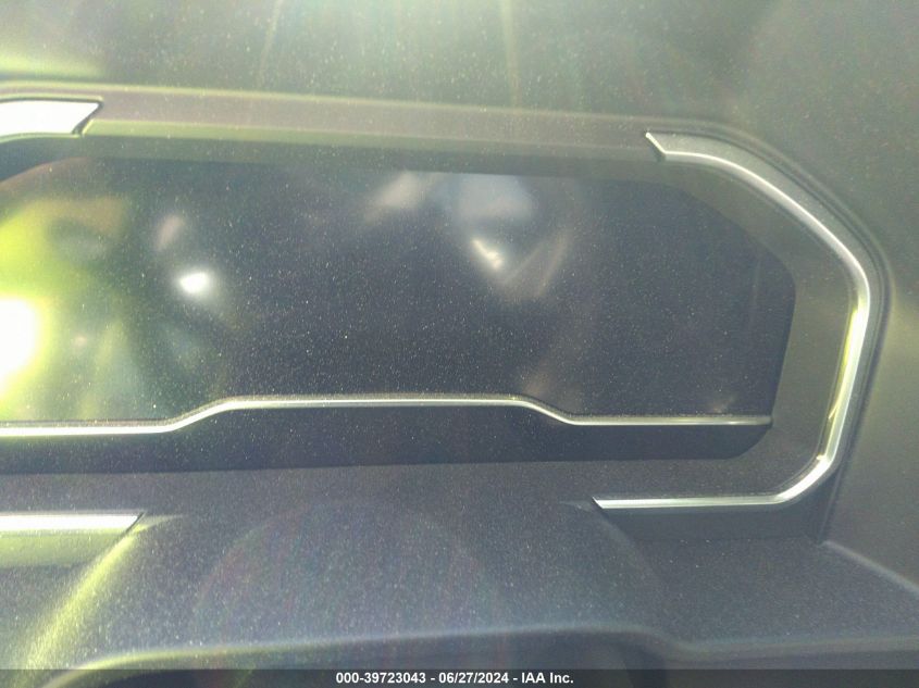 2022 GMC Sierra 1500 4Wd Short Box Denali VIN: 3GTUUGED4NG674682 Lot: 39723043