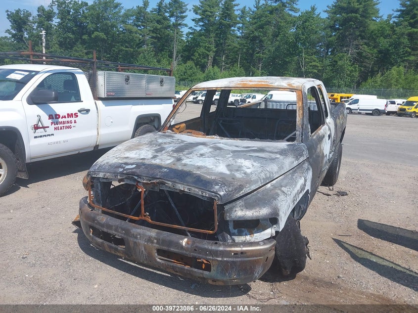 2001 Dodge Ram 1500 VIN: 1B7HF13Z21J270070 Lot: 39723086