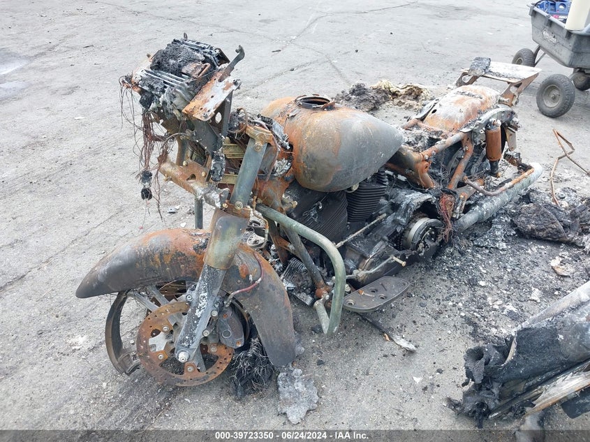 2015 HARLEY-DAVIDSON FLTRXS ROAD GLIDE SPECIAL - 1HD1KTM12FB601831