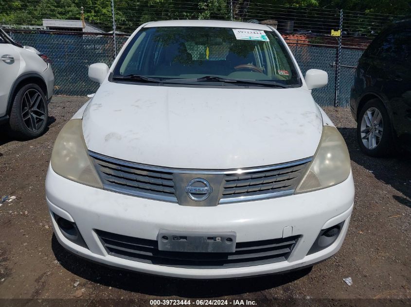 2009 Nissan Versa 1.8S VIN: 3N1BC13E19L403372 Lot: 39723444