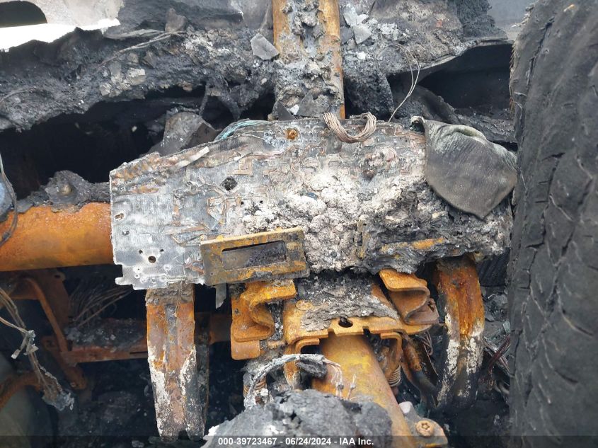 2010 Jeep Grand Cherokee Laredo VIN: 1J4PR4GK6AC141779 Lot: 39723467