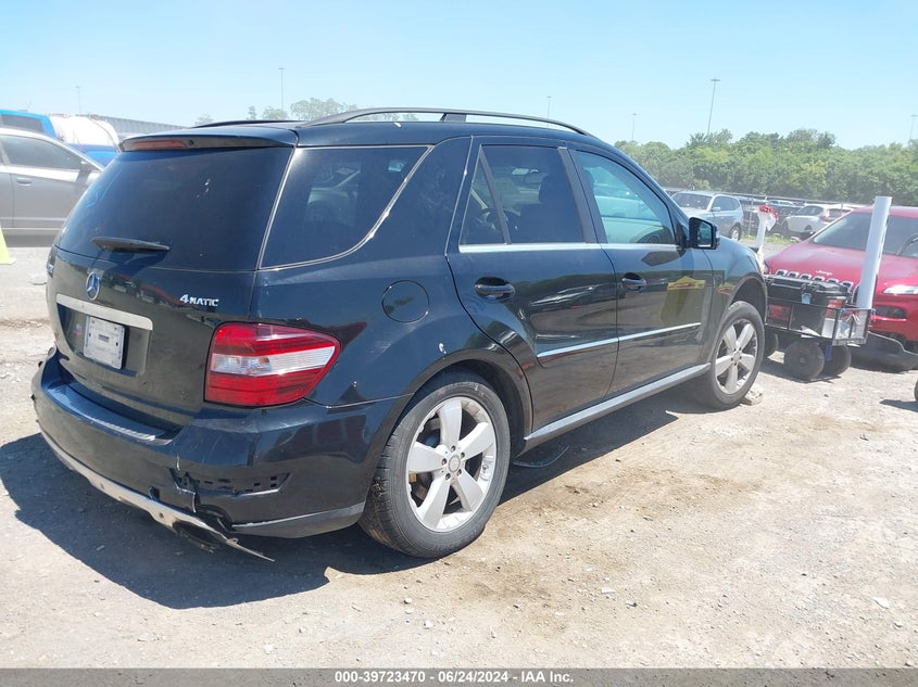 2011 Mercedes-Benz Ml 350 4Matic VIN: 4JGBB8GB1BA737628 Lot: 39723470