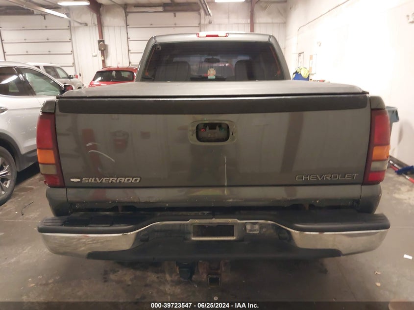 2001 Chevrolet Silverado 2500Hd Lt VIN: 1GCHK23U91F125147 Lot: 39723547