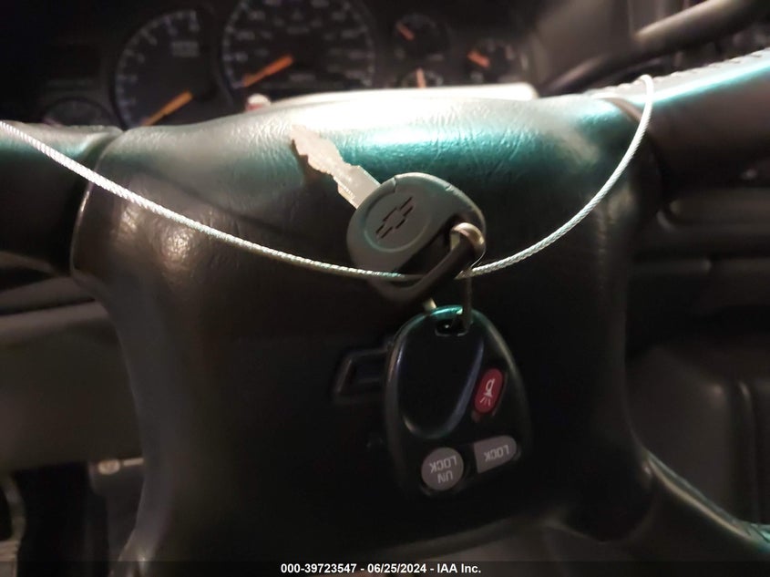 2001 Chevrolet Silverado 2500Hd Lt VIN: 1GCHK23U91F125147 Lot: 39723547