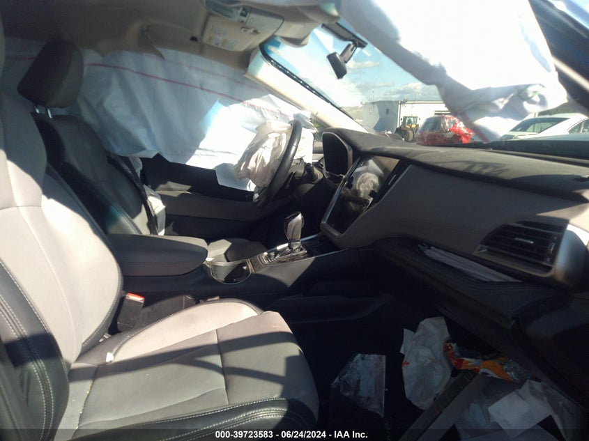 2022 Subaru Outback Limited VIN: 4S4BTAMC8N3270105 Lot: 39723583