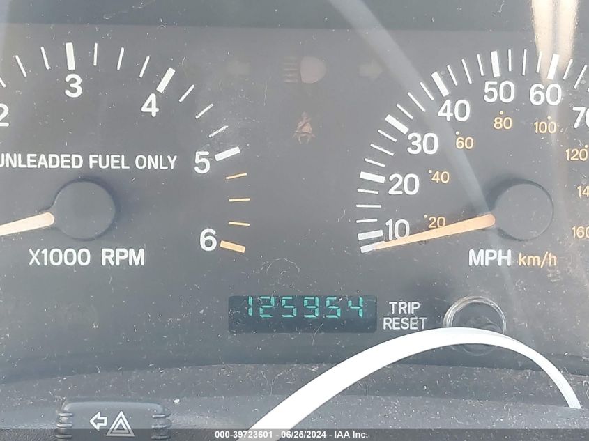 1999 Jeep Cherokee Classic VIN: 1J4FF78S1XL555713 Lot: 39723601