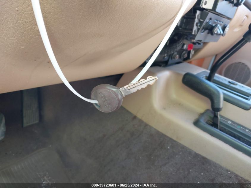 1999 Jeep Cherokee Classic VIN: 1J4FF78S1XL555713 Lot: 39723601