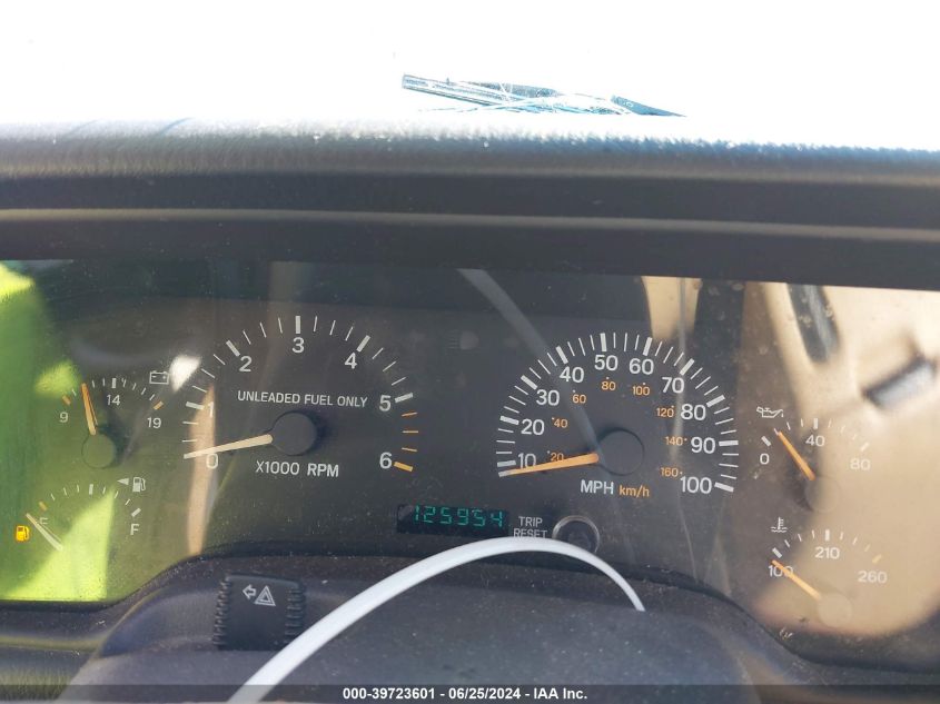 1999 Jeep Cherokee Classic VIN: 1J4FF78S1XL555713 Lot: 39723601