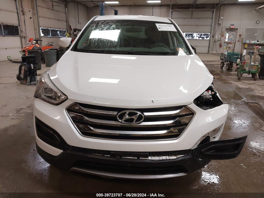 2016 Hyundai Santa Fe Sport 2.4L VIN: 5XYZTDLB8GG369695 Lot: 39723707