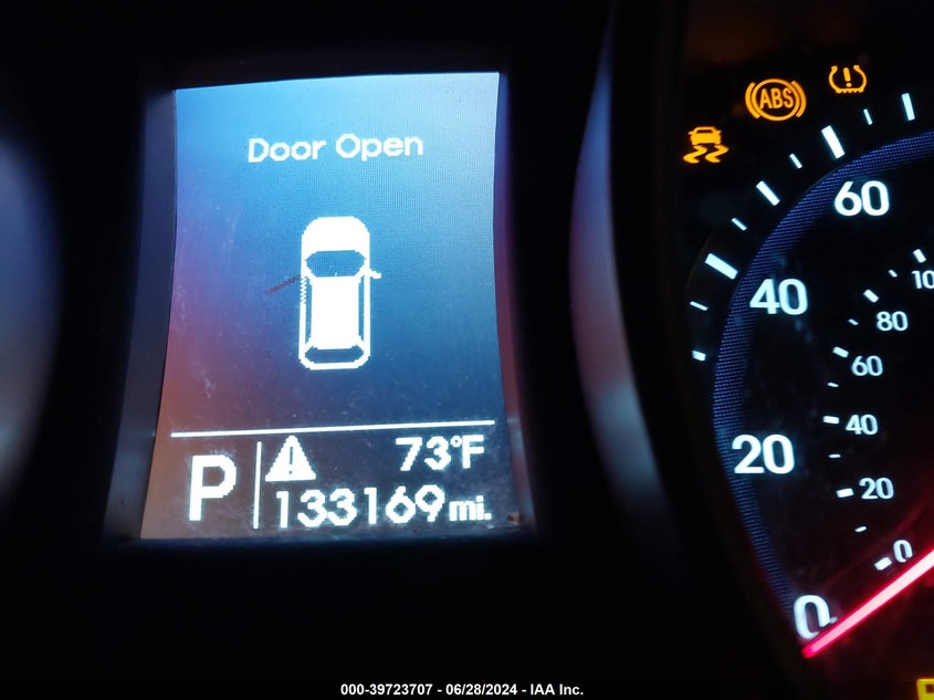 2016 Hyundai Santa Fe Sport 2.4L VIN: 5XYZTDLB8GG369695 Lot: 39723707