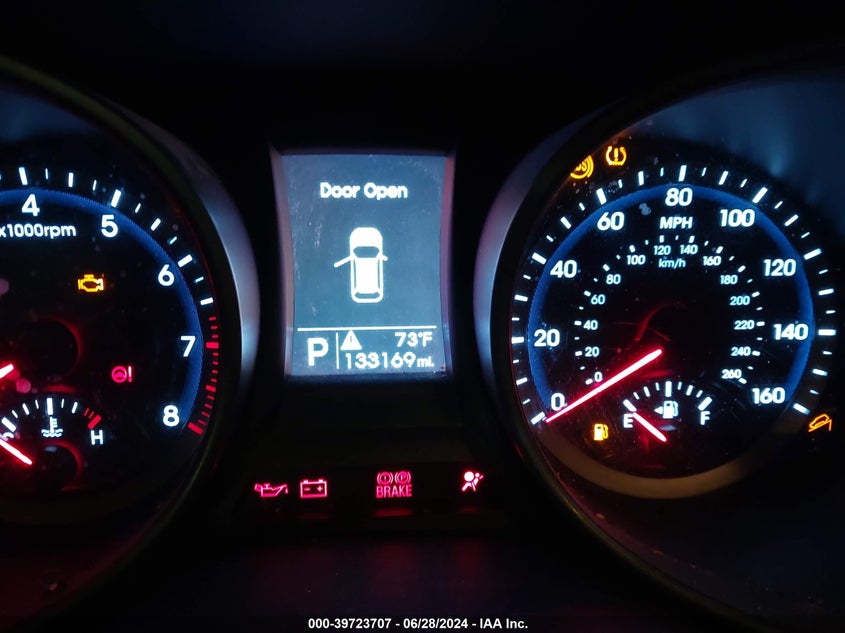 2016 Hyundai Santa Fe Sport 2.4L VIN: 5XYZTDLB8GG369695 Lot: 39723707