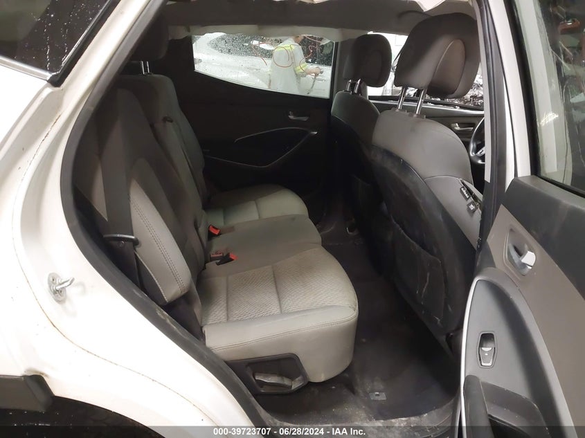 2016 Hyundai Santa Fe Sport 2.4L VIN: 5XYZTDLB8GG369695 Lot: 39723707