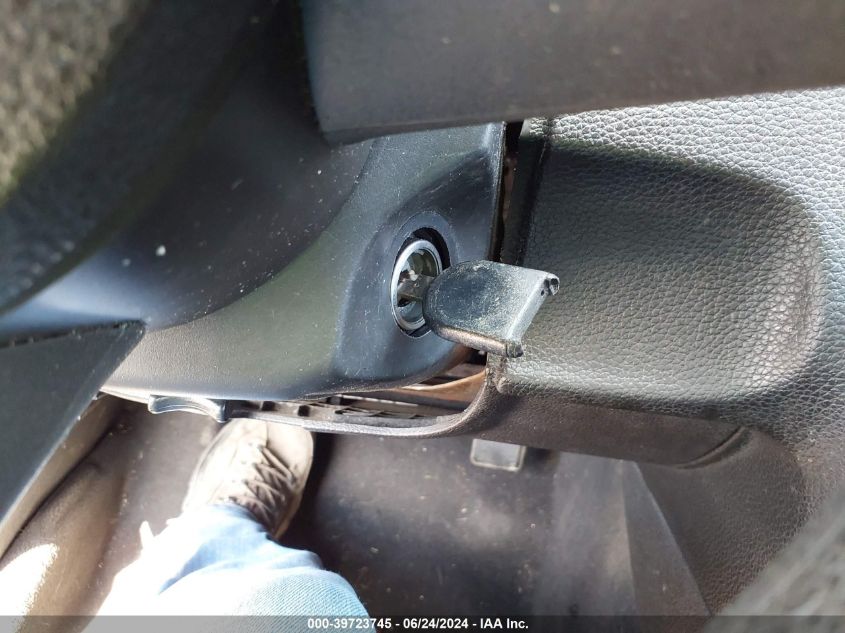 2010 Ford Mustang V6/V6 Premium VIN: 1ZVBP8AN2A5112815 Lot: 39723745