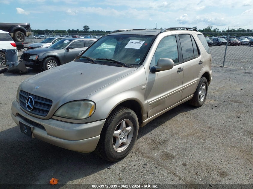 2001 Mercedes-Benz Ml 320 VIN: 4JGAB54E61A270293 Lot: 39723839