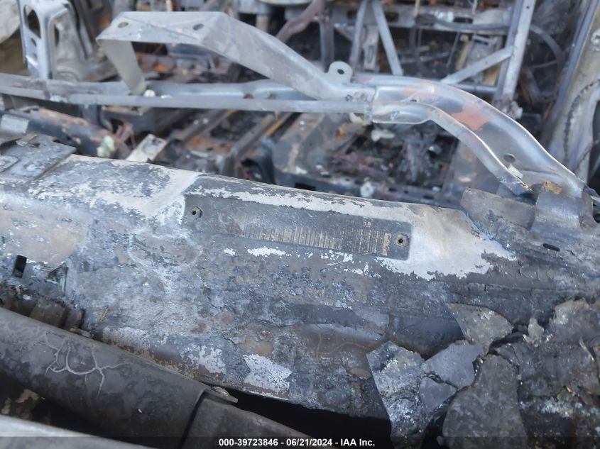 2005 Chevrolet Tahoe Ls VIN: 1GNEK13T95R270060 Lot: 39723846