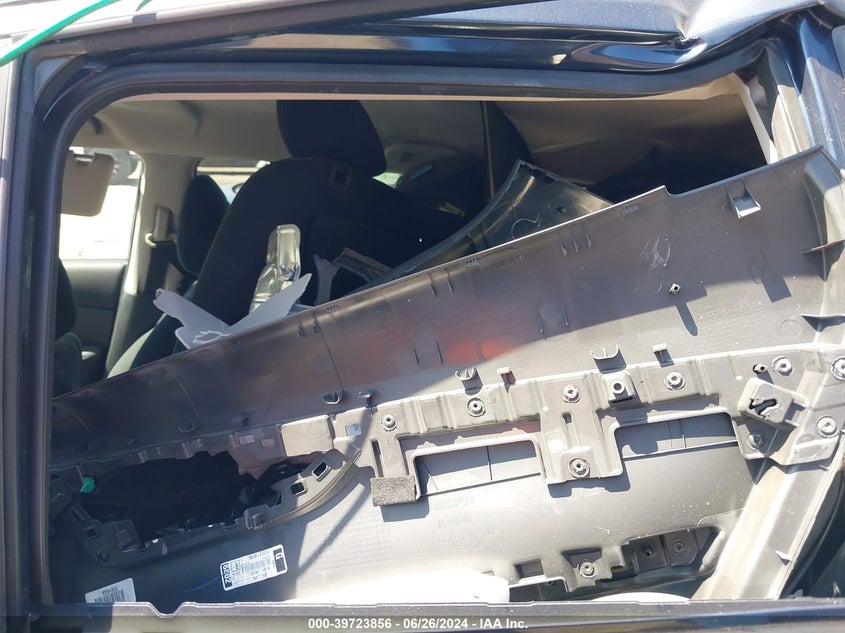 2015 NISSAN ROGUE SV - 5N1AT2ML7FC872674