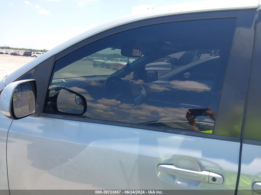 2015 Toyota Sienna Le 8 Passenger VIN: 5TDKK3DC9FS539974 Lot: 39723857