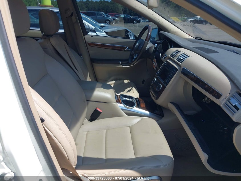 2011 Mercedes-Benz R 350 4Matic VIN: 4JGCB6FE3BA113107 Lot: 39723863