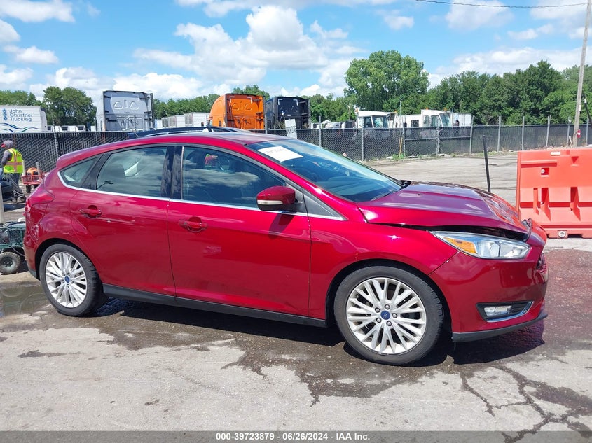 2015 FORD FOCUS TITANIUM - 1FADP3N21FL361579