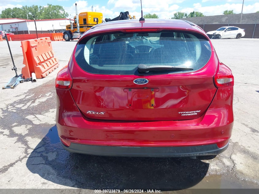 2015 FORD FOCUS TITANIUM - 1FADP3N21FL361579