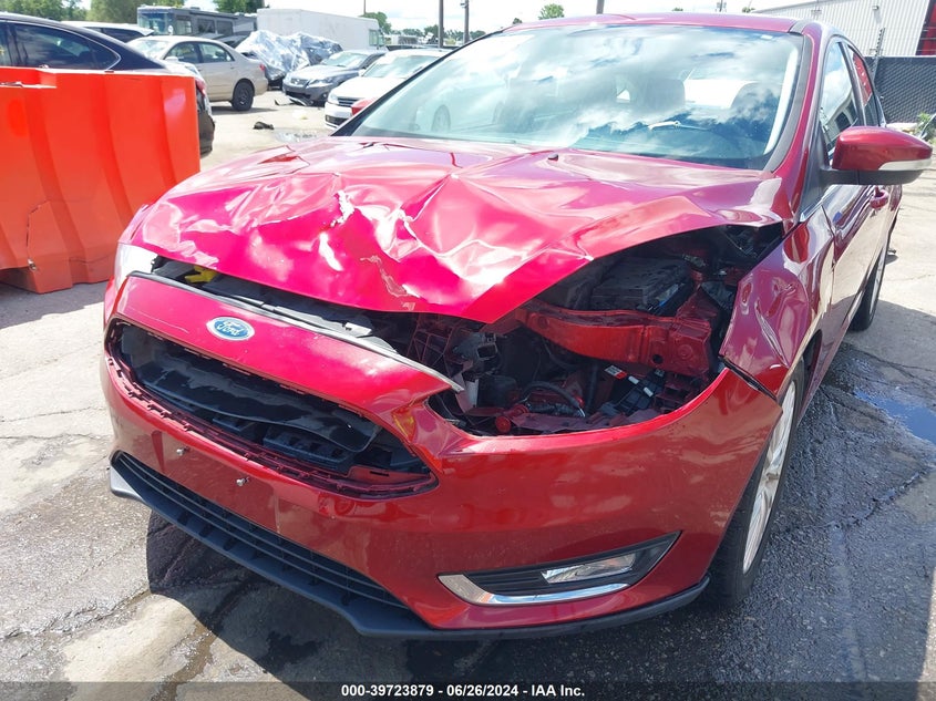 2015 FORD FOCUS TITANIUM - 1FADP3N21FL361579