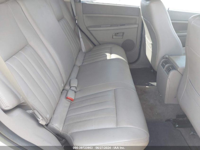 2007 Jeep Grand Cherokee Laredo VIN: 1J8GS48K27C663304 Lot: 39723953