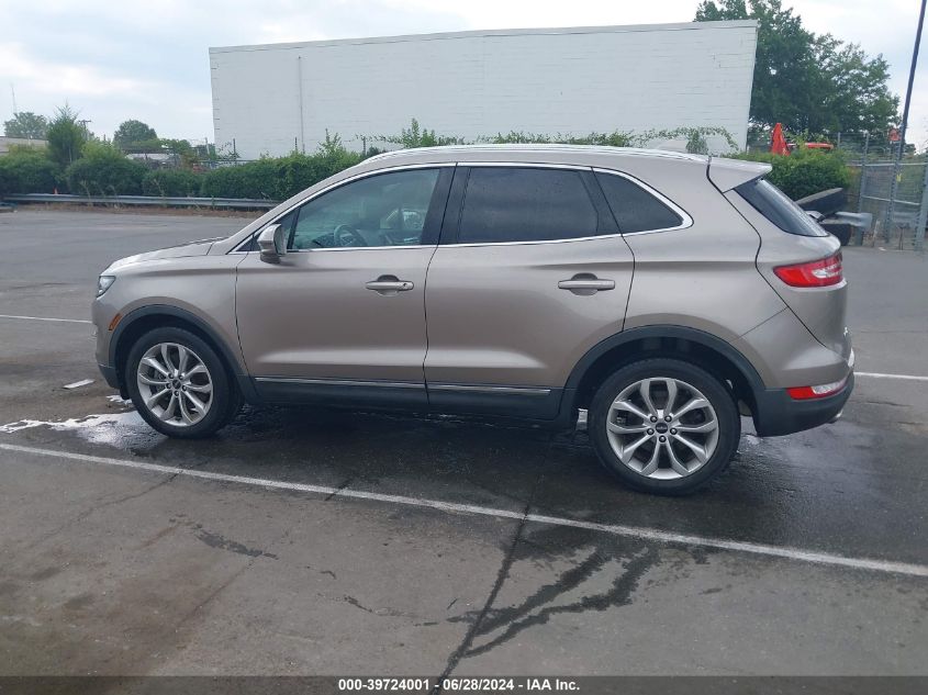 2019 Lincoln Mkc Select VIN: 5LMCJ2D99KUL37219 Lot: 39724001