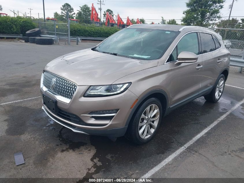 2019 Lincoln Mkc Select VIN: 5LMCJ2D99KUL37219 Lot: 39724001