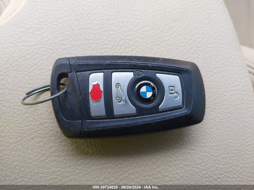 2016 BMW 320I VIN: WBA8A9C58GK616598 Lot: 39724025