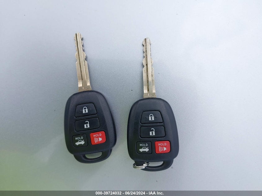 2016 Toyota Camry Se VIN: 4T1BF1FK5GU242898 Lot: 39724032