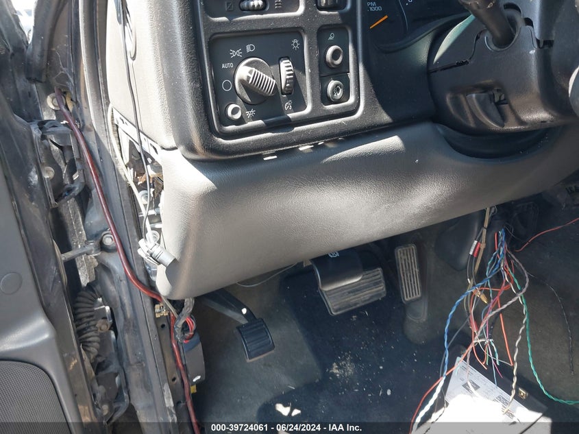 2005 Chevrolet Silverado 2500Hd Lt VIN: 1GCHK23265F846093 Lot: 39724061