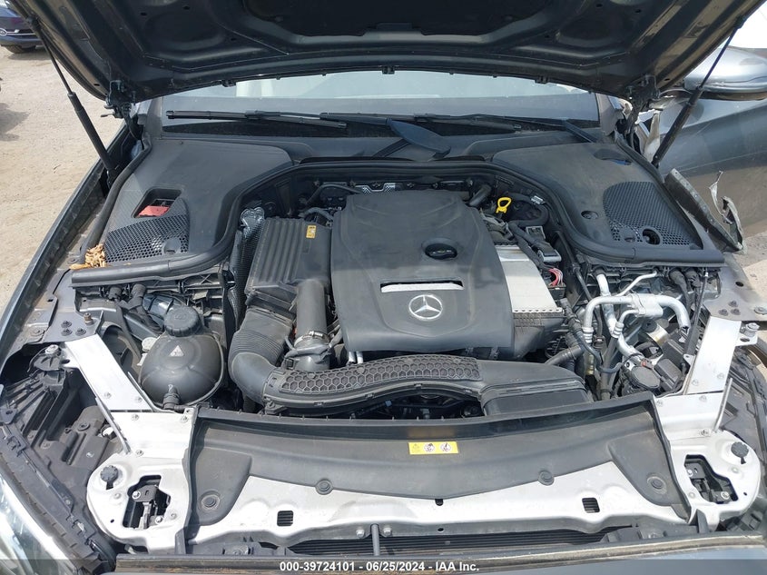2017 Mercedes-Benz E 300 VIN: WDDZF4JB8HA080477 Lot: 39724101