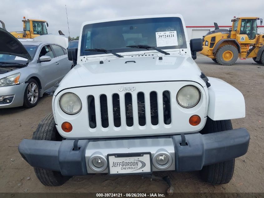 2012 Jeep Wrangler Unlimited Sahara VIN: 1C4BJWEG1CL113814 Lot: 39724121