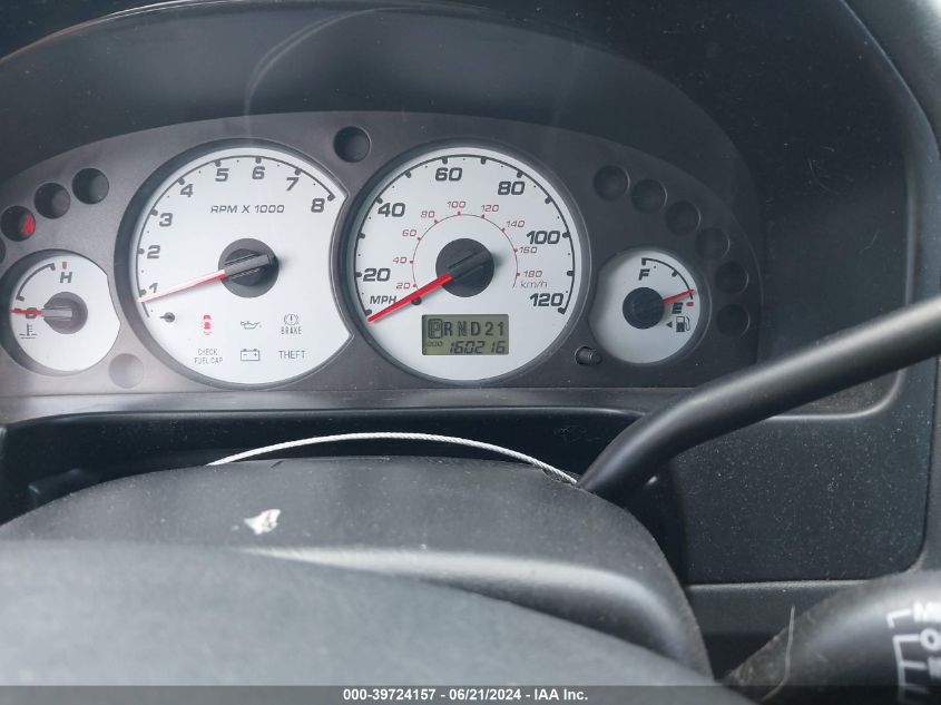 2004 Ford Escape Xls VIN: 1FMYU92184KA29981 Lot: 39724157