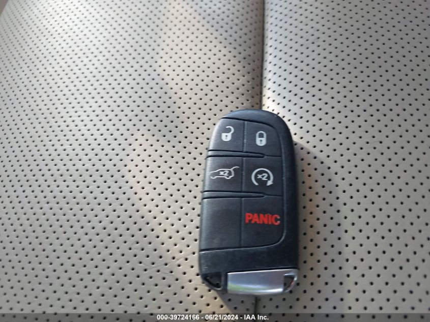 2018 Jeep Grand Cherokee Overland 4X2 VIN: 1C4RJECG0JC433781 Lot: 39724166