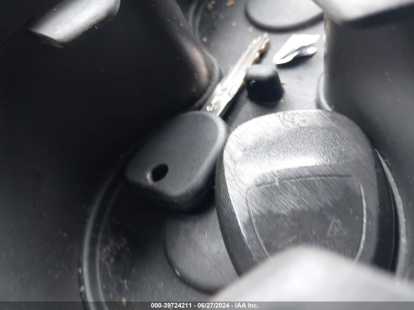 2010 Chevrolet Silverado K1500 Lt VIN: 1GCSKSE38AZ112835 Lot: 39724211