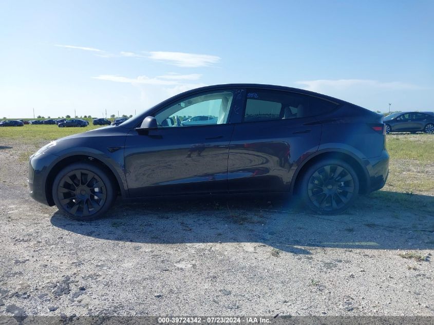 7SAYGDED5RF089311 2024 Tesla Model Y Long Range/Rwd