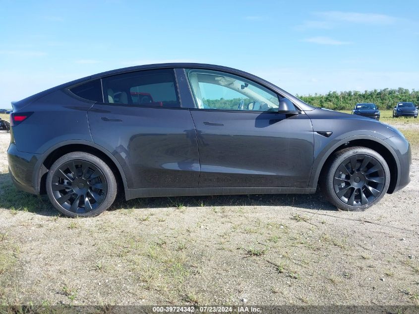 7SAYGDED5RF089311 2024 Tesla Model Y Long Range/Rwd