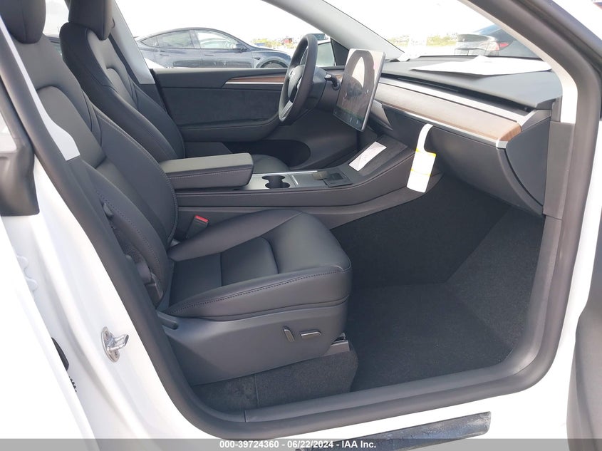 VIN 7SAYGDED7RF096633 2024 TESLA MODEL Y